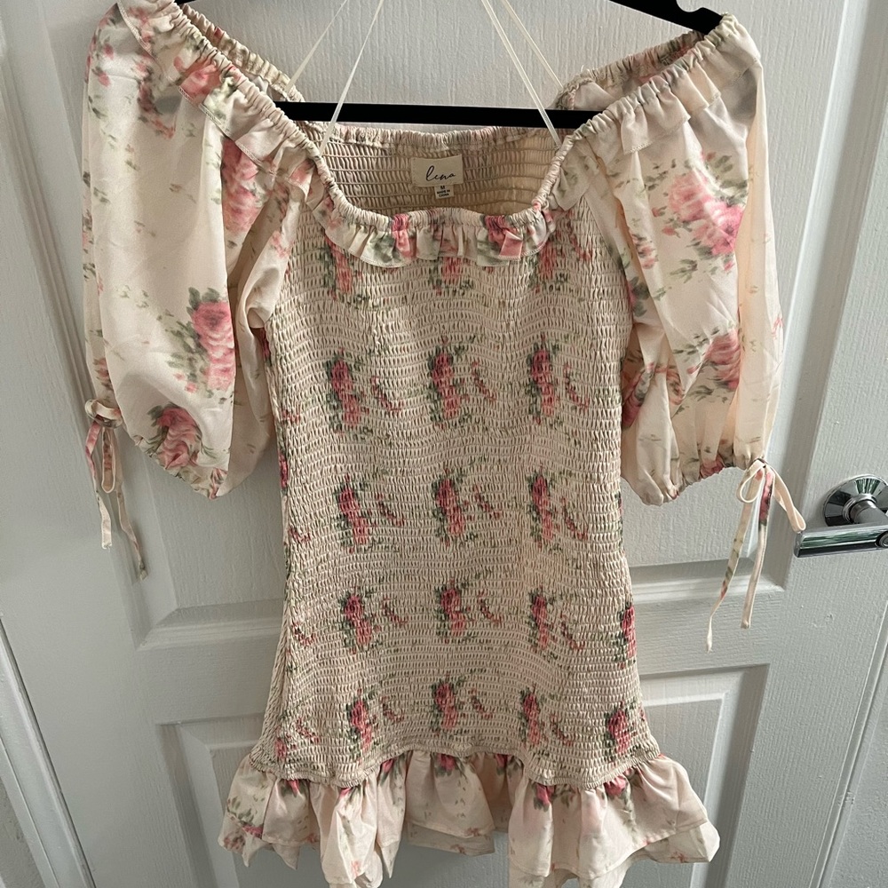 Lena Puff-Sleeved Fitted Dress